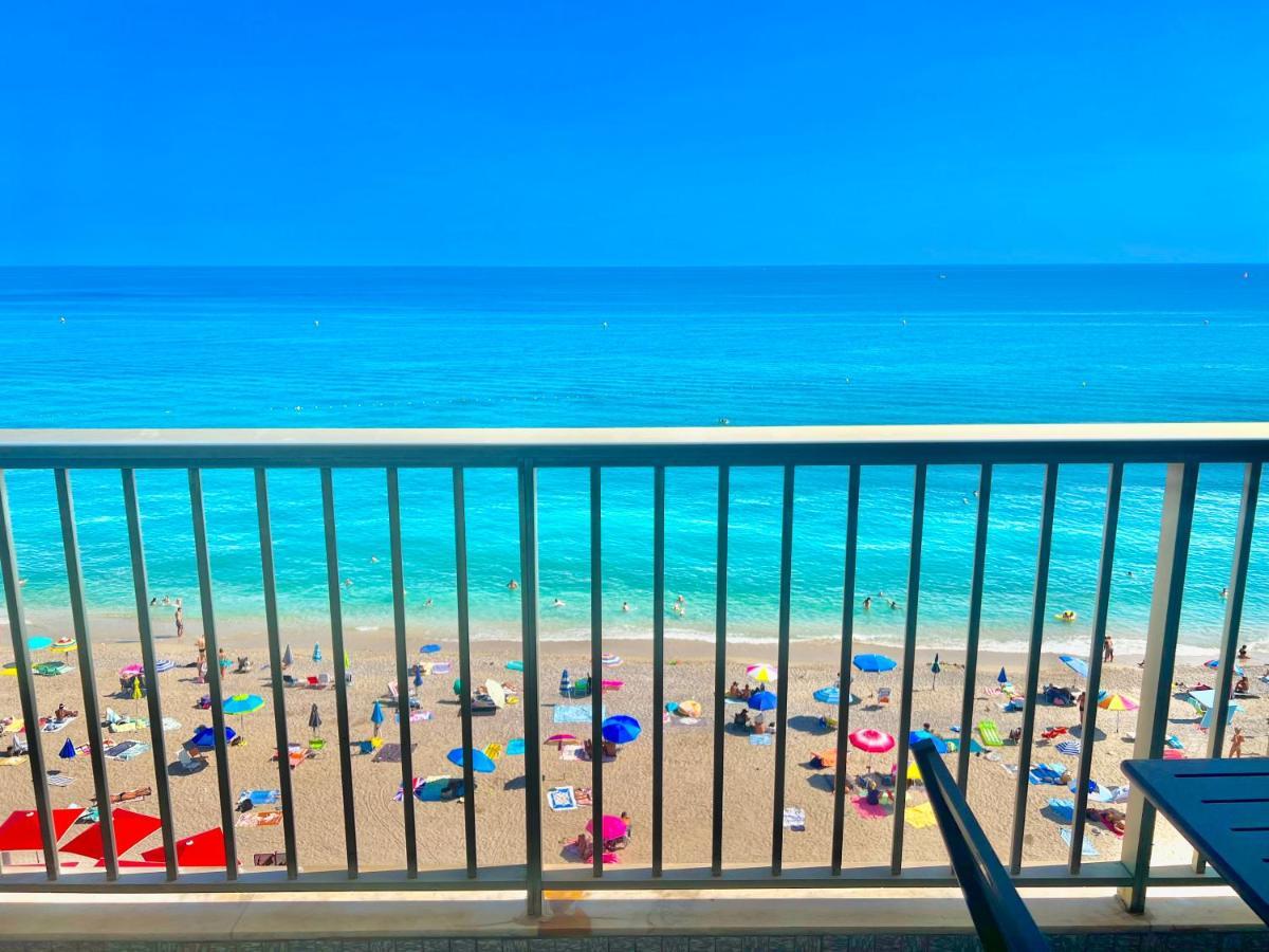 Seaviews By Jenni Menton, La Suite, Superbe Front De Mer, Top Emplacement Avec Terrasse Et Parking! Exterior photo